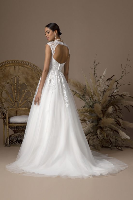 Robe de mariée AD-2021-07 par Couture Nuptiale