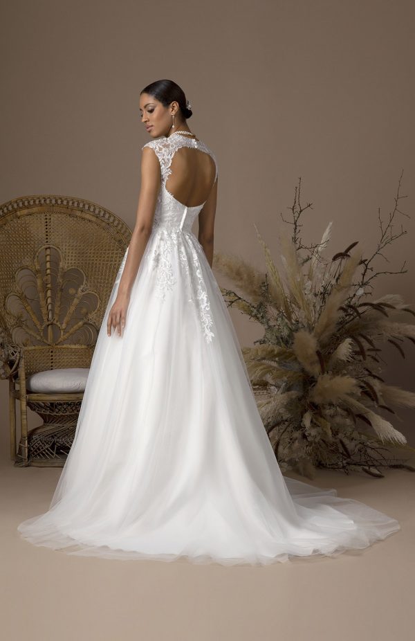 Robe de mariée AD-2021-07 par Couture Nuptiale