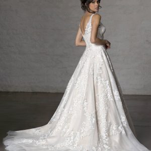 Robe de mariée AD-2022-16 by Couture Nuptiale