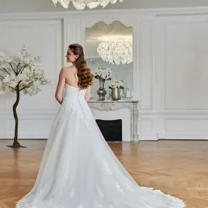 Robe de mariée AD-2022-05 by Couture Nuptiale