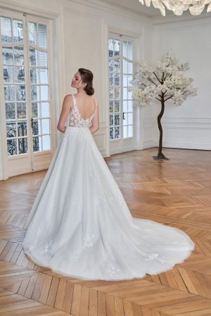 Robe de mariée AD-2022-04 by Couture Nuptiale