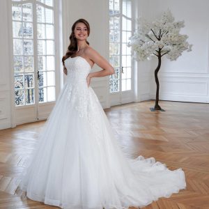 Robe de mariée AD-2022-01 by Couture Nuptiale