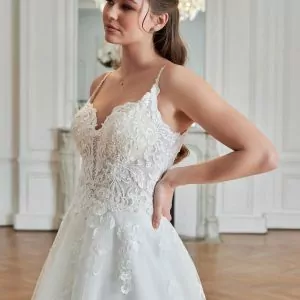 Robe de mariée AD-2022-06 by Couture Nuptiale