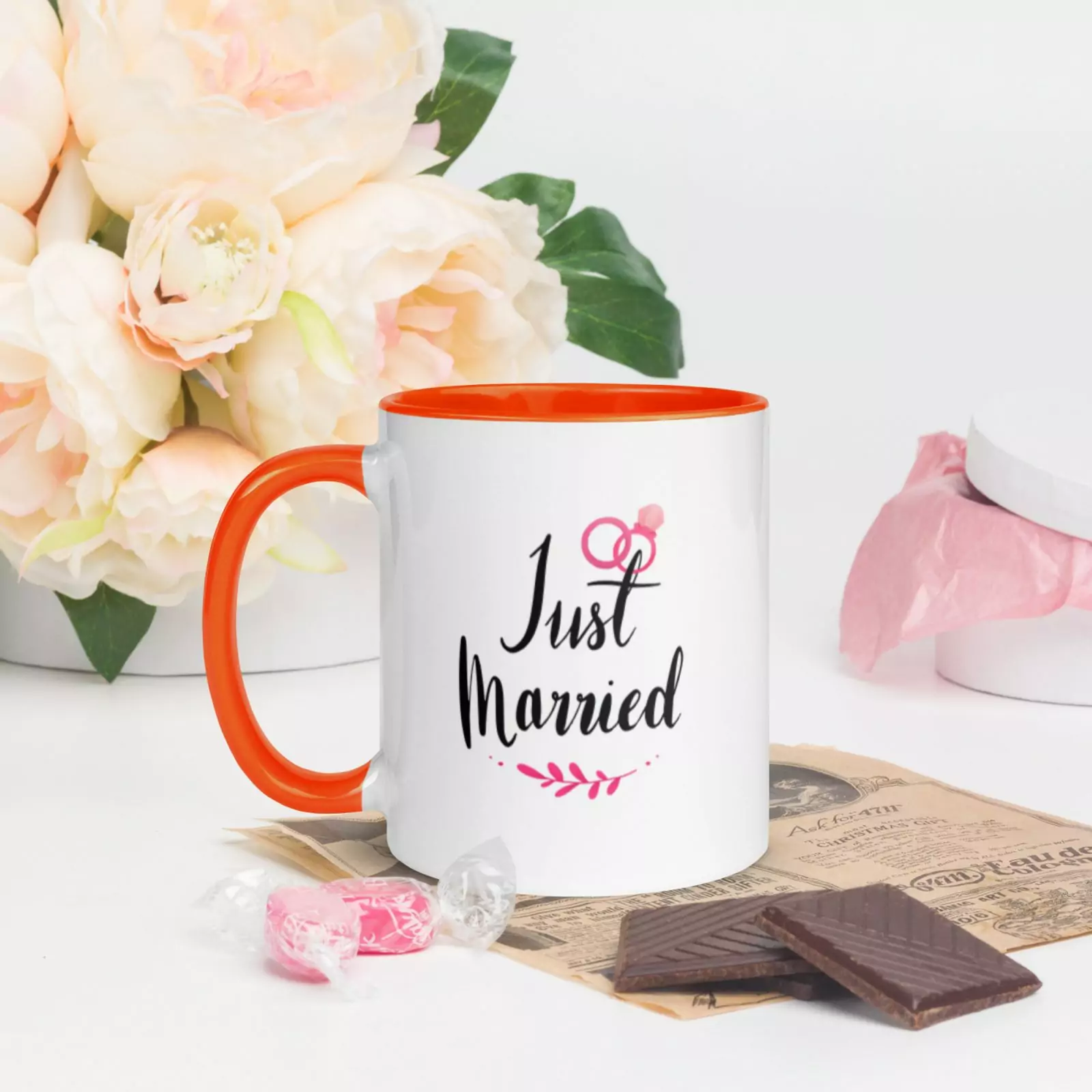 Mug Just Married à Intérieur Coloré – Image 4