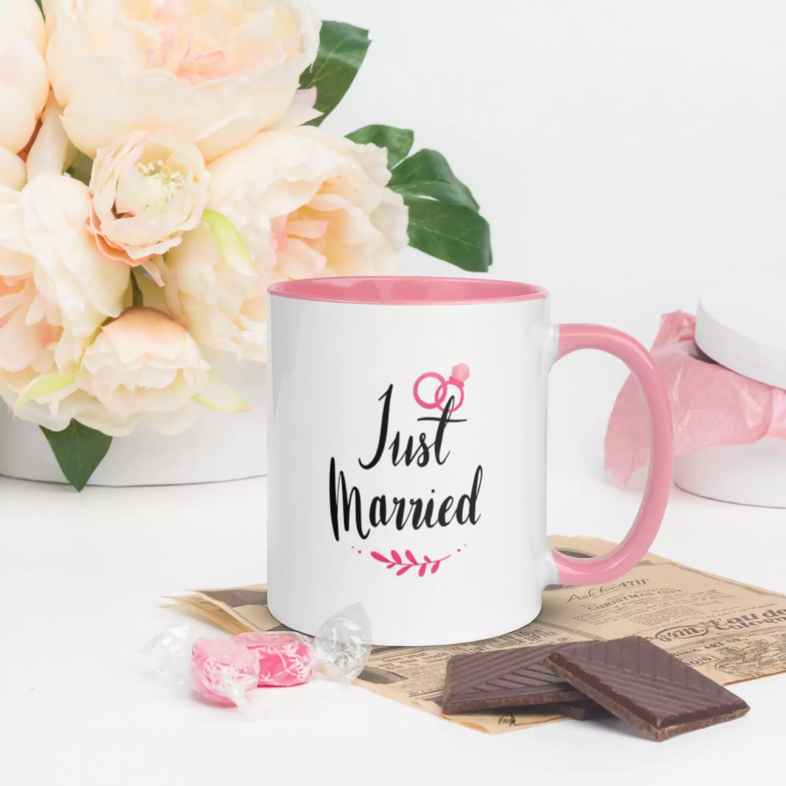 Mug Just Married à Intérieur Coloré – Image 11