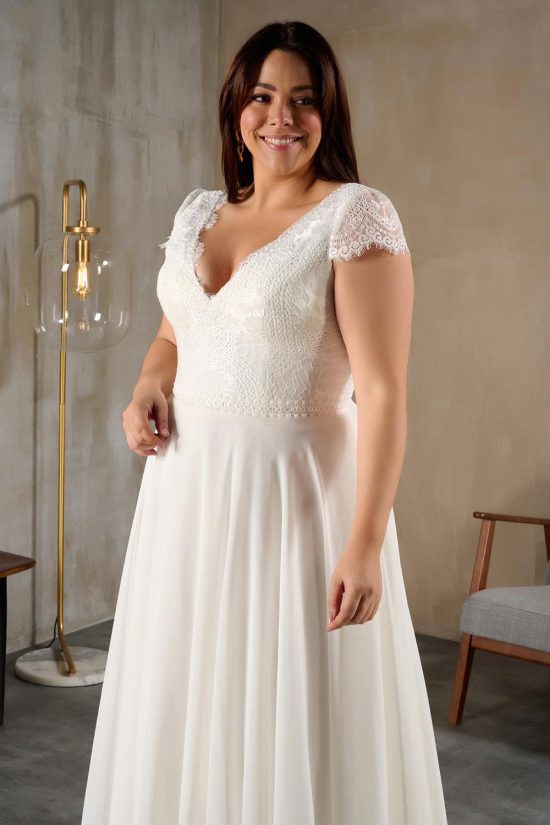 Robe de mariée OCEANE CURVES 2025