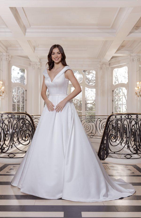 Robe de mariée NAMI Collection 2026